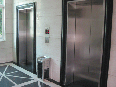 宜昌巴萊特清洗保潔公司清洗的電梯
